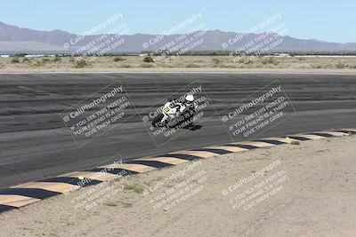 media/Jan-16-2026-CVMA Friday Practice (Fri) [[6f2bf47531]]/5-Racer 4-Trackday1/Session 2 (Bowl)/